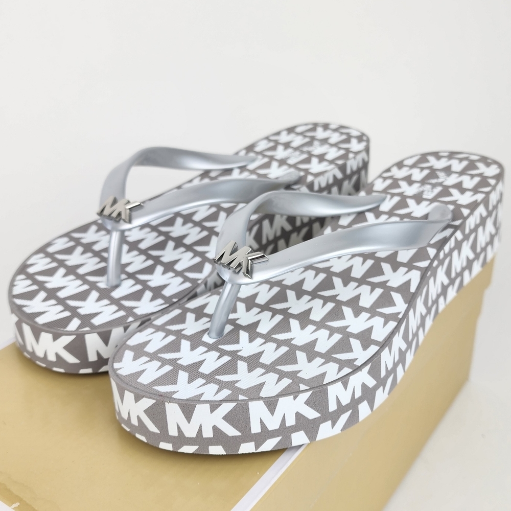 New Michael Kors Sandals Wedge Platform Taupe White Silver Bedforf Glam New - Picture 3 of 7